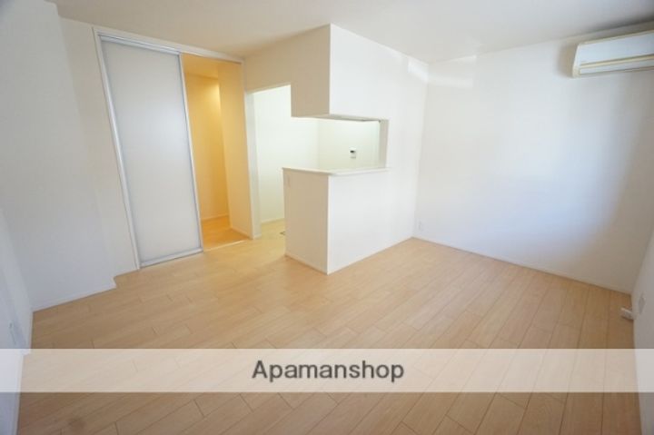 コスタ・ペルラの居間