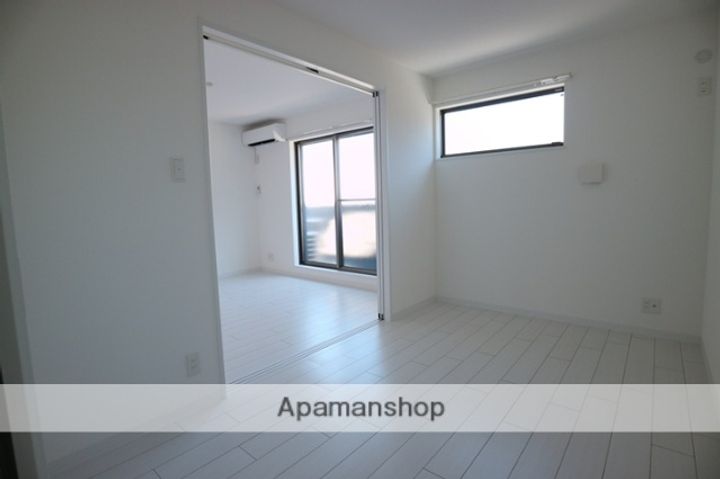 大阪府吹田市山田北の賃貸アパートの内装