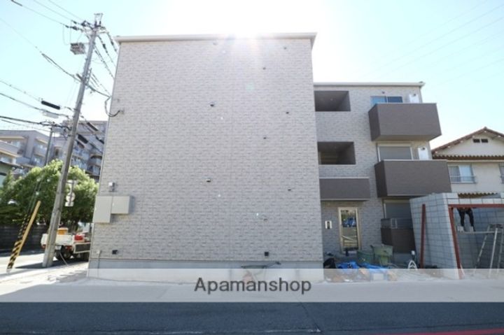 大阪府吹田市山田北の賃貸アパートの外観