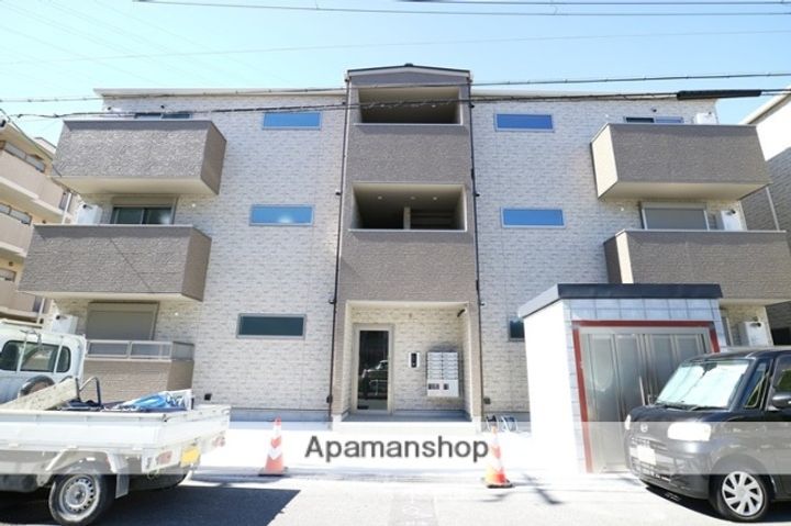 大阪府吹田市山田北の賃貸アパートの外観