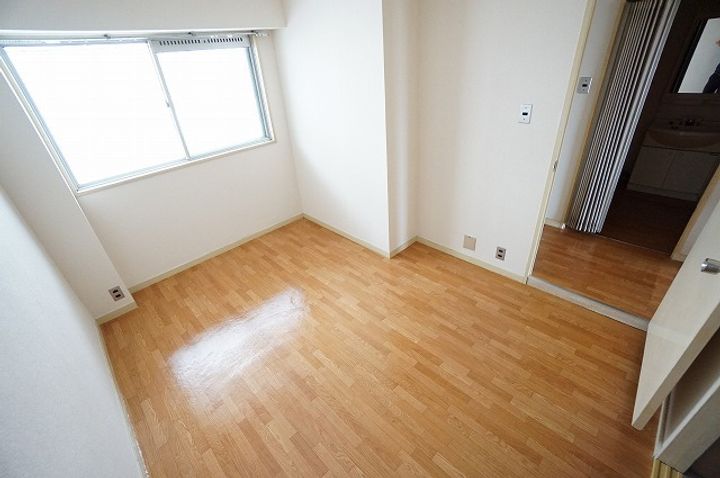 高槻スカイハイツの内装