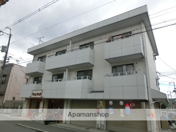 コーポ高宮の外観