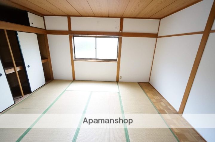 クローバーハイツ辻崎の内装