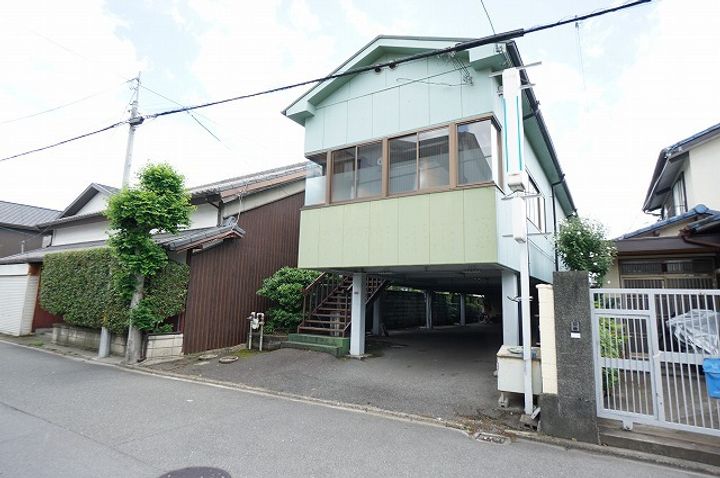 グリーンハイツの外観