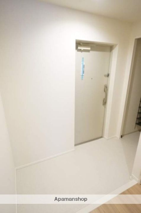 カスカータ高槻の玄関