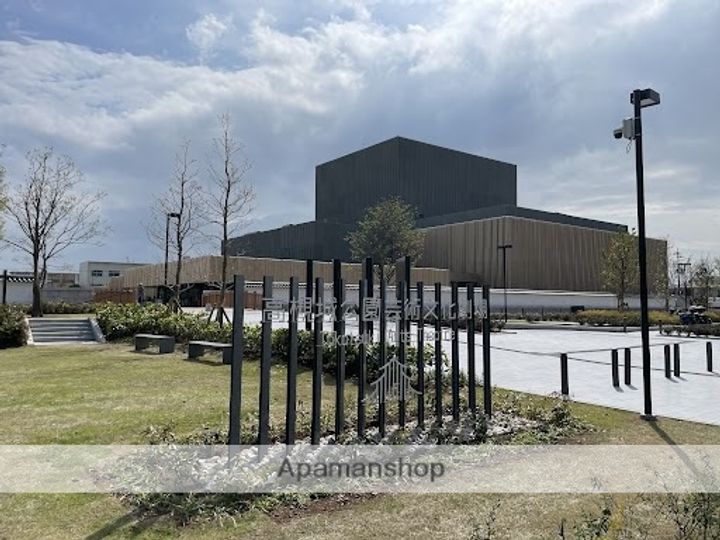 大阪府高槻市出丸町(一戸建)の賃貸物件の周辺