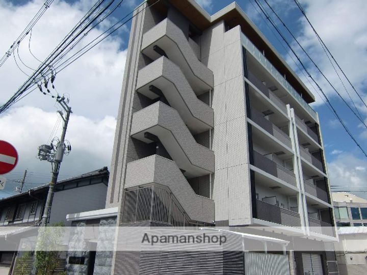 AZURE京口(アジュアキョウグチ)の外観