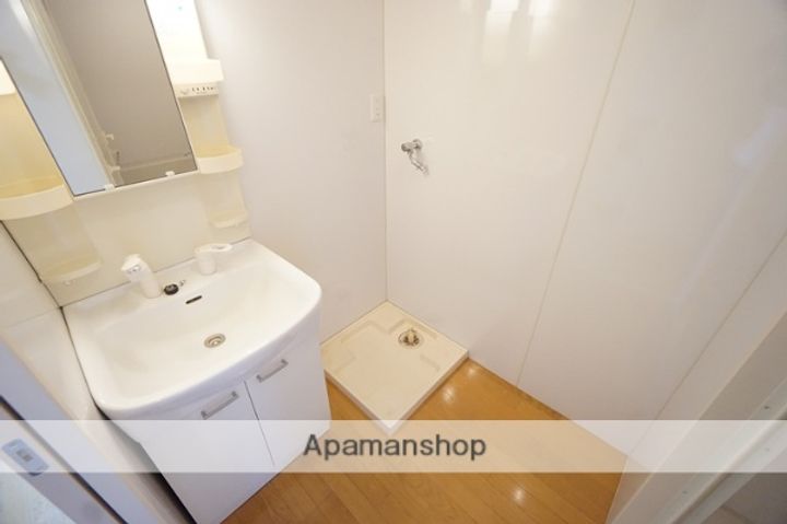 セラフィック・IWTのその他画像