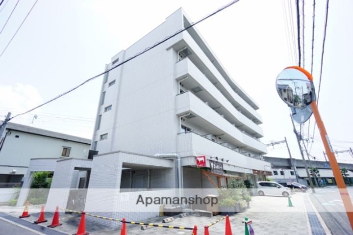 セラフィック・IWTの外観