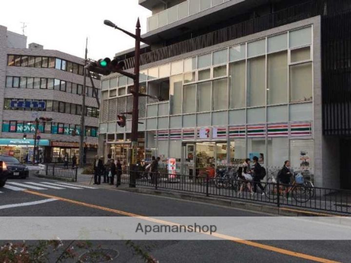 コーポヨシオカの周辺