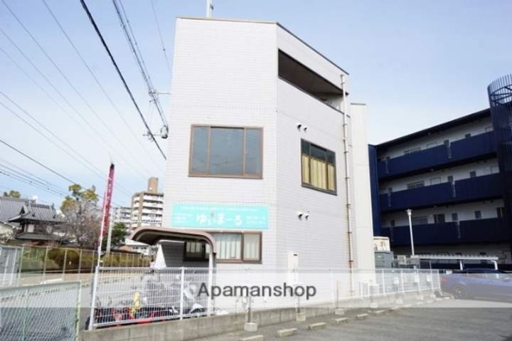 美山ビルの外観