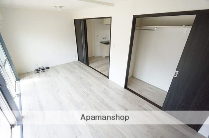 松林マンションの内装