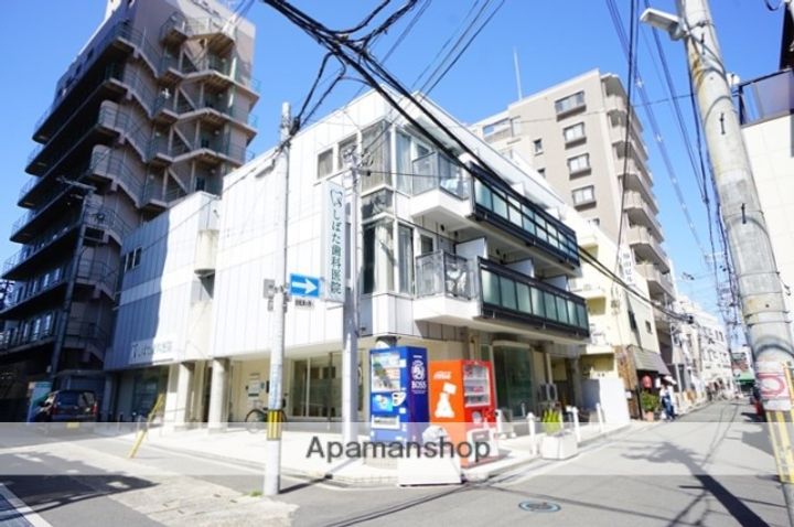 エスタ茨木の外観