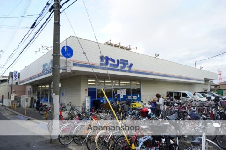 エスタ茨木の周辺