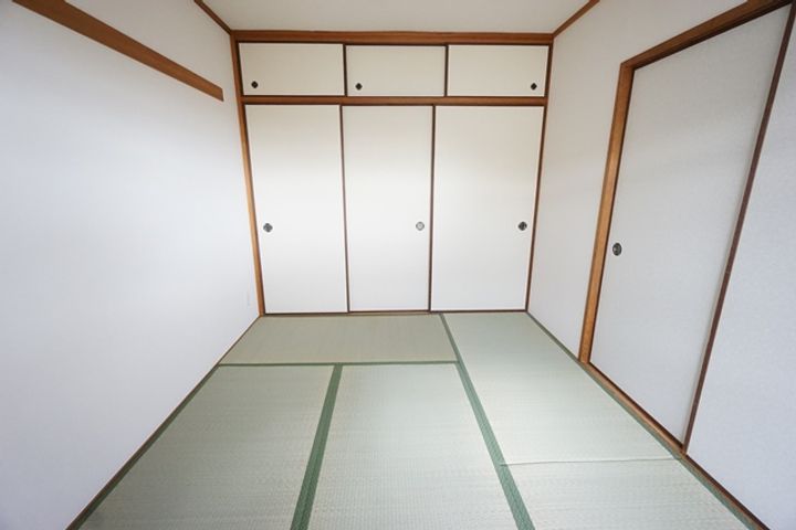 センチュリー三島の内装