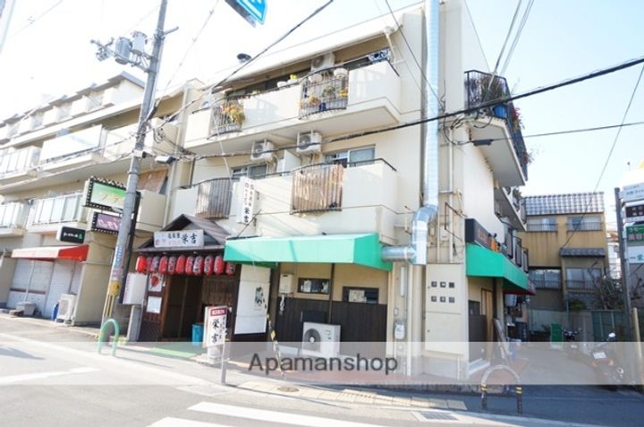 第2華岡マンションの外観