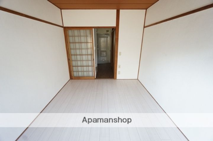 ハウス西舟木の内装