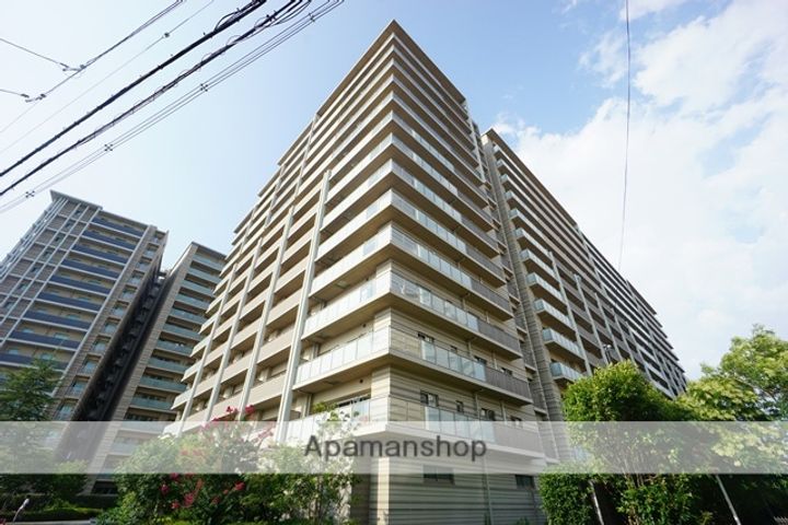 ライオンズ茨木ニューシティB街区の外観