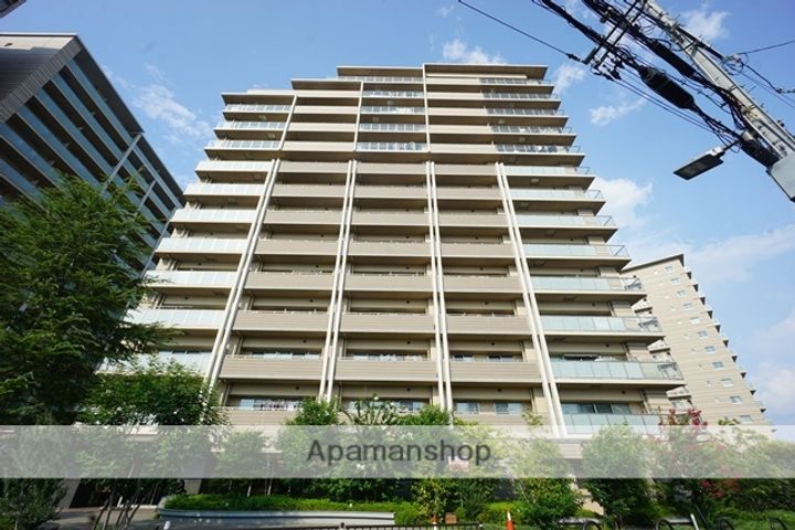 ライオンズ茨木ニューシティB街区の外観