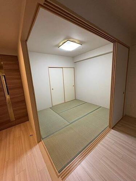 ミリカ・ヒルズ 2街区の内装