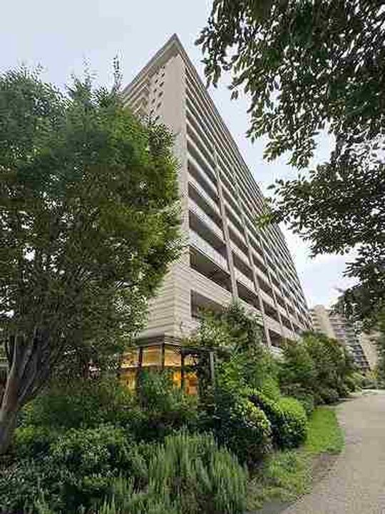 ミリカ・ヒルズ 2街区の外観