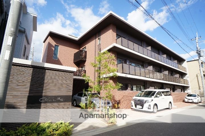GLUCK城西の外観