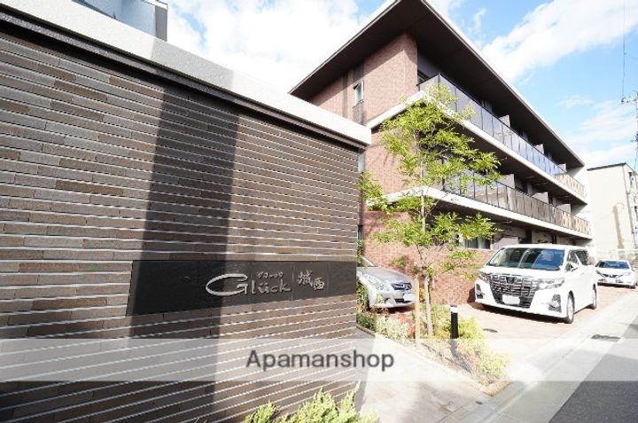 GLUCK城西の外観