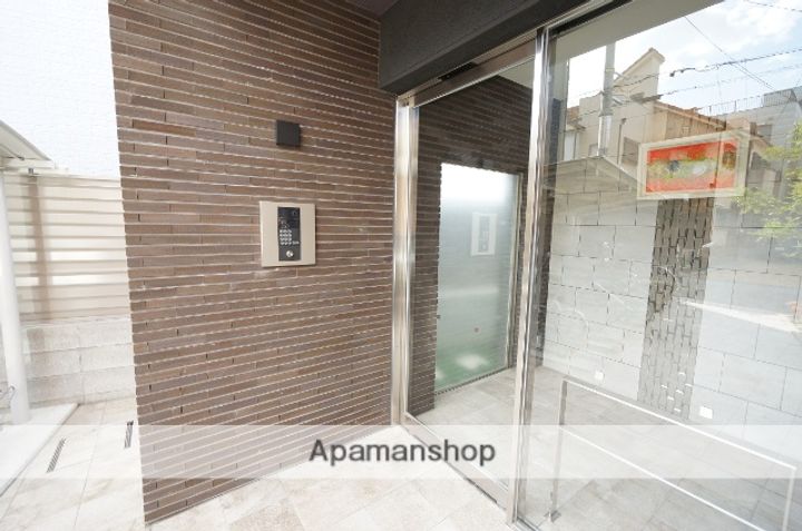 GLUCK城西の外観