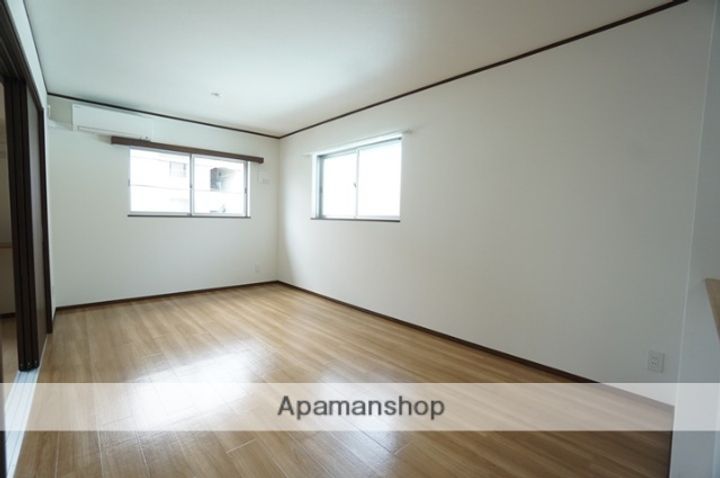 ルシアマルセの内装