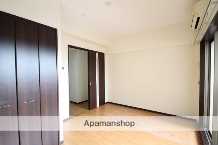 大阪府大阪市淀川区西三国4丁目の賃貸マンションの内装