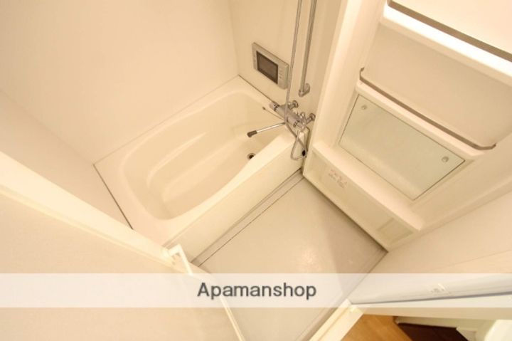 大阪府大阪市淀川区西三国4丁目の賃貸マンションの風呂