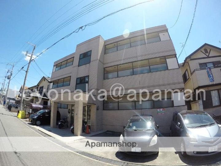 大阪府豊中市中桜塚4丁目の賃貸マンションの外観