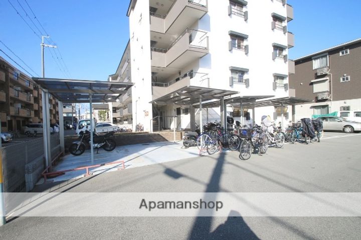 アスモ岡町405の外観