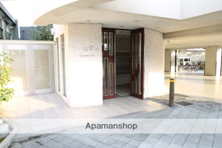 大阪府豊中市庄内西町5丁目の賃貸マンションの外観