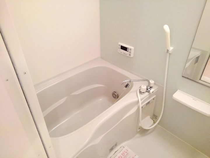 ヴィオラ東多田弐番館の風呂