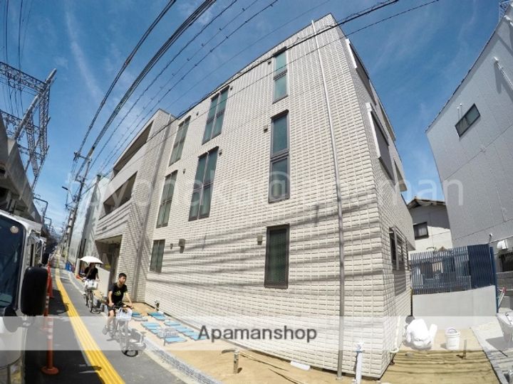 大阪府豊中市曽根東町1丁目の賃貸マンションの外観