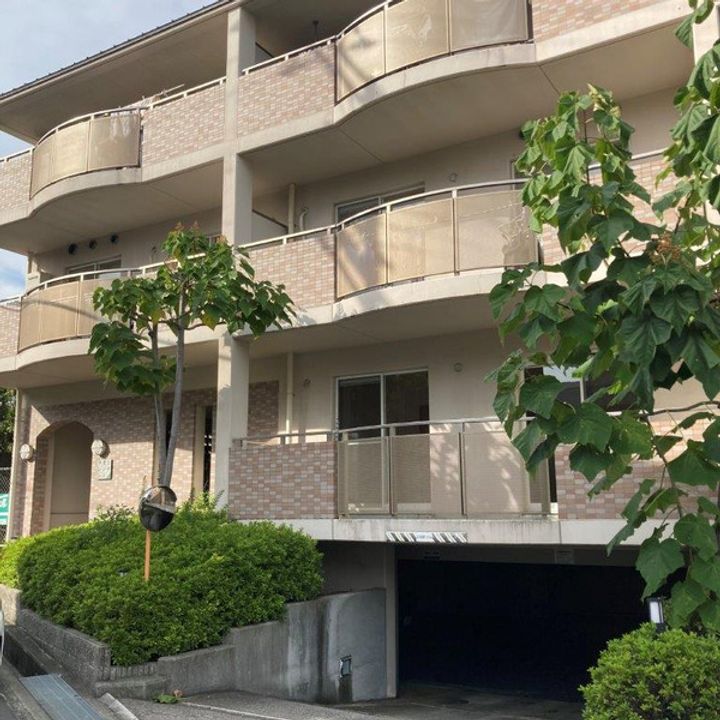 千里丘レジデンスの周辺