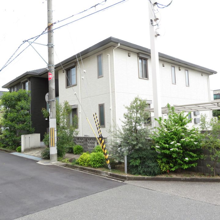 兵庫県伊丹市荒牧6丁目の賃貸アパートの周辺