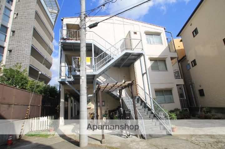 紫光マンションの外観