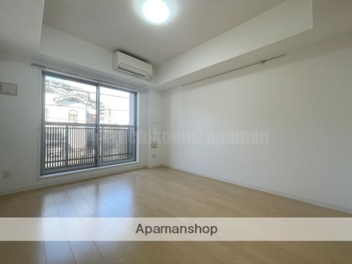 大阪府豊中市東寺内町の賃貸マンションの内装