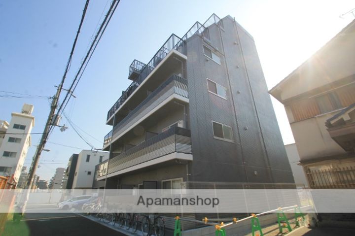 大阪府大阪市淀川区西三国1丁目の賃貸マンションの外観
