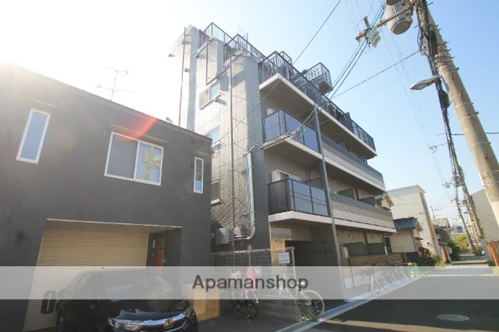 大阪府大阪市淀川区西三国1丁目の賃貸マンションの外観