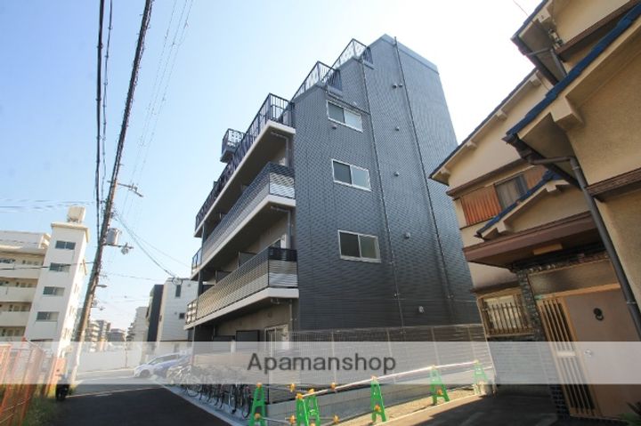 大阪府大阪市淀川区西三国1丁目の賃貸マンションの外観