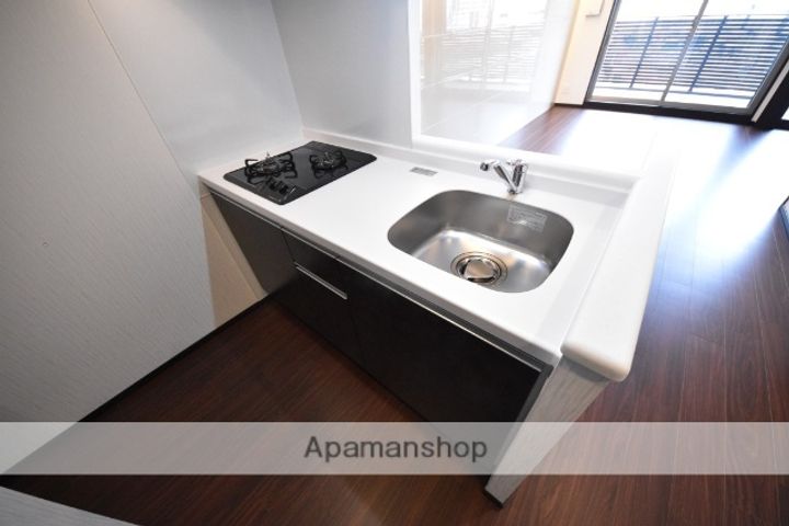 大阪府大阪市淀川区新高2丁目の賃貸マンションのキッチン