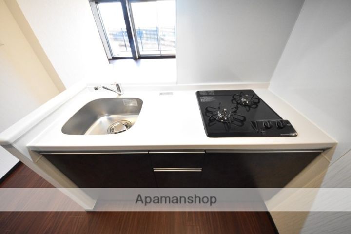 大阪府大阪市淀川区新高2丁目の賃貸マンションのキッチン