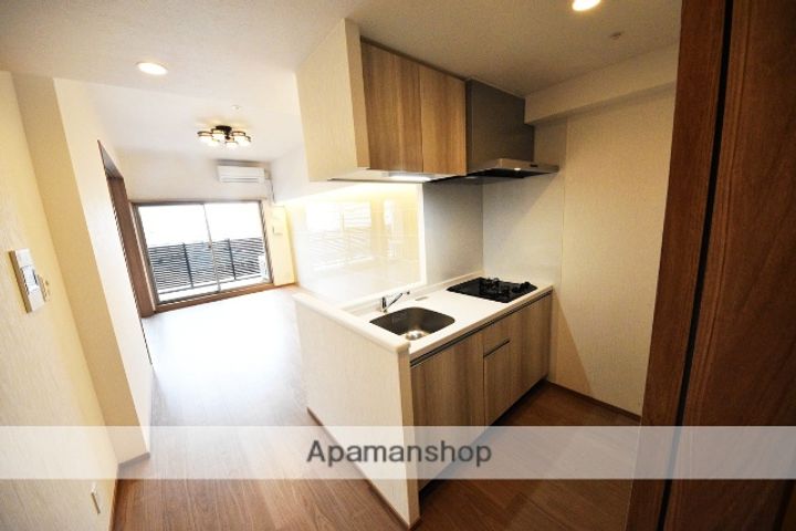 大阪府大阪市淀川区新高2丁目の賃貸マンションの内装