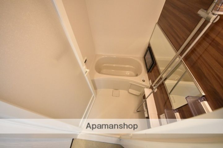 大阪府大阪市淀川区新高2丁目の賃貸マンションの風呂