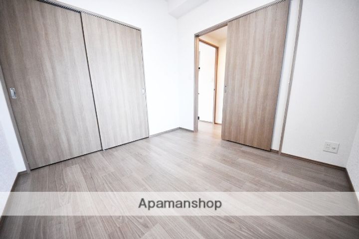 大阪府大阪市淀川区新高2丁目の賃貸マンションの内装