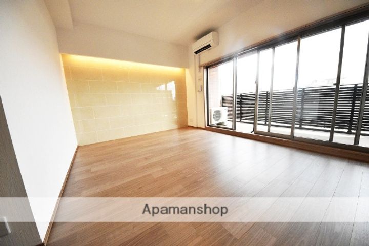 大阪府大阪市淀川区新高2丁目の賃貸マンションの内装