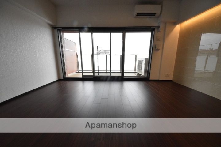 大阪府大阪市淀川区新高2丁目の賃貸マンションの内装